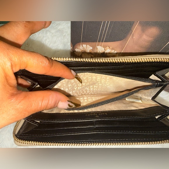 EUC - Kate Spade New York “Beale Street Neda” Continental ZipAround Wallet - Picture 13 of 14